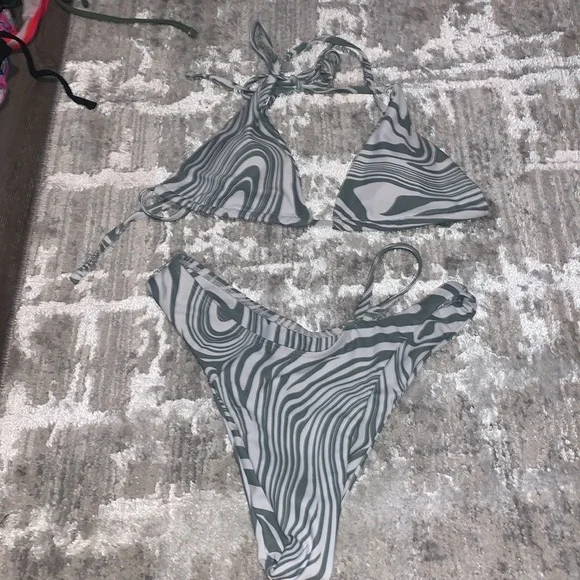 SHEIN bathing suits all top/bottoms size Small (8 in total) - Picture 10 of 10